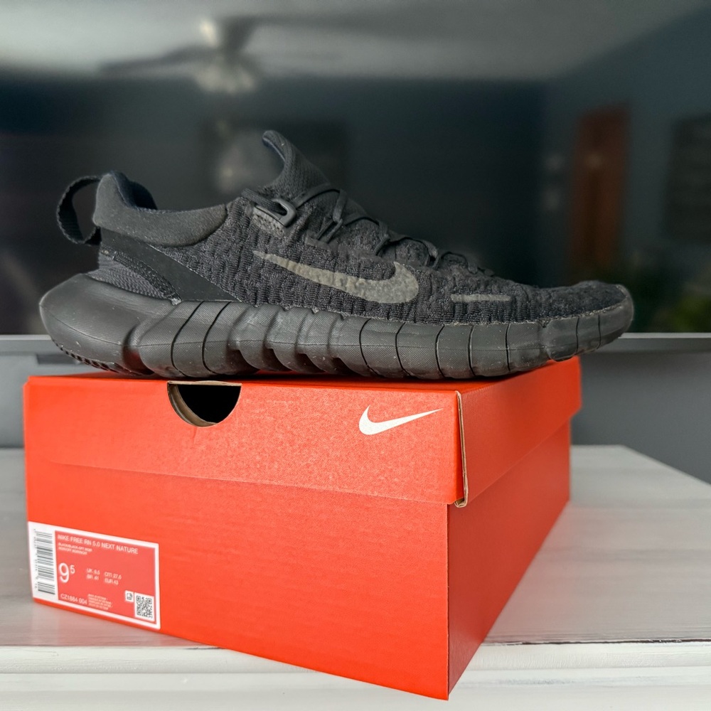 Men’s Nike Free Run Size 9.5